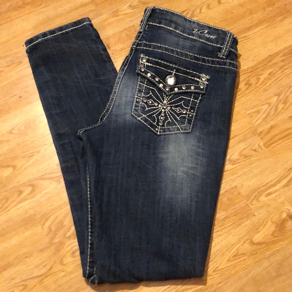 Embellished Distressed Straight Cut Z Curve Sz 5/6